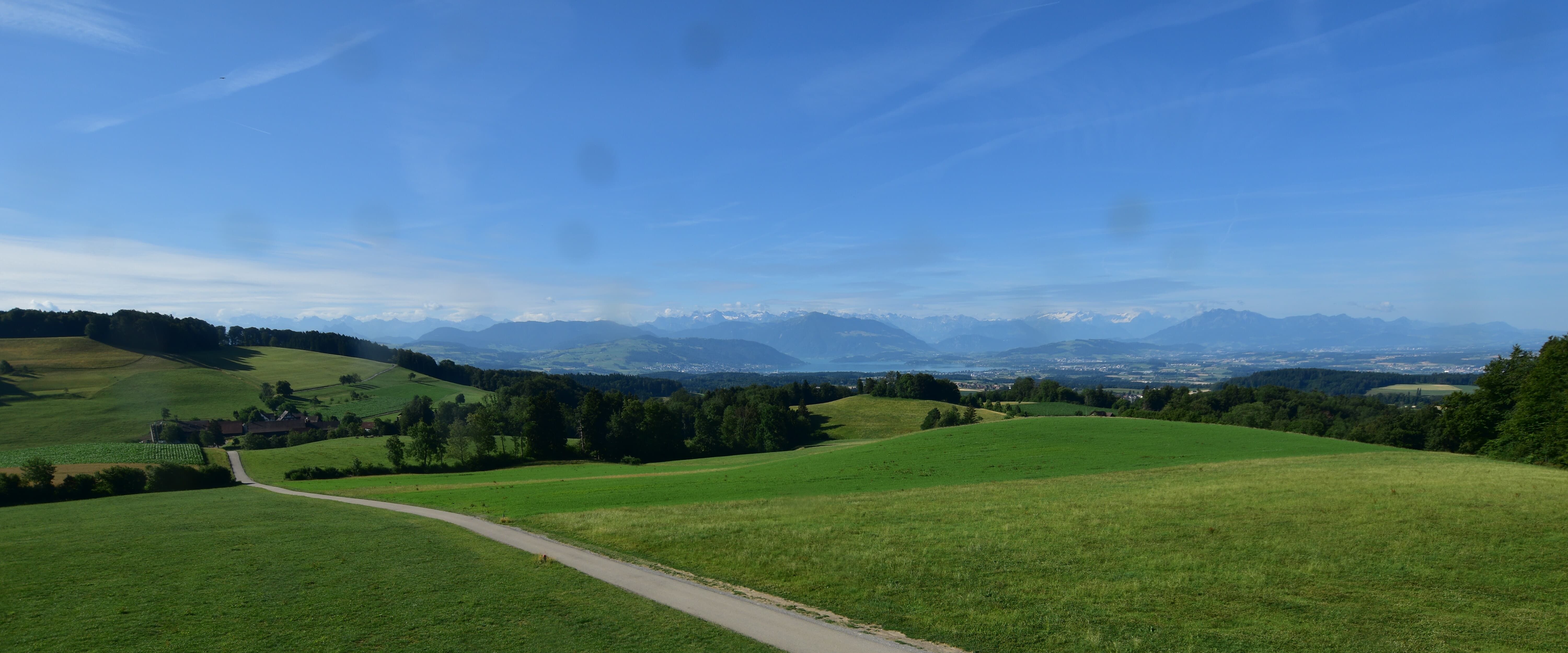 Langnau am Albis › Südwesten: Naturfreundeweg 8 - Rigi - Mount Pilatus - Eiger - Mönch - Jungfrau