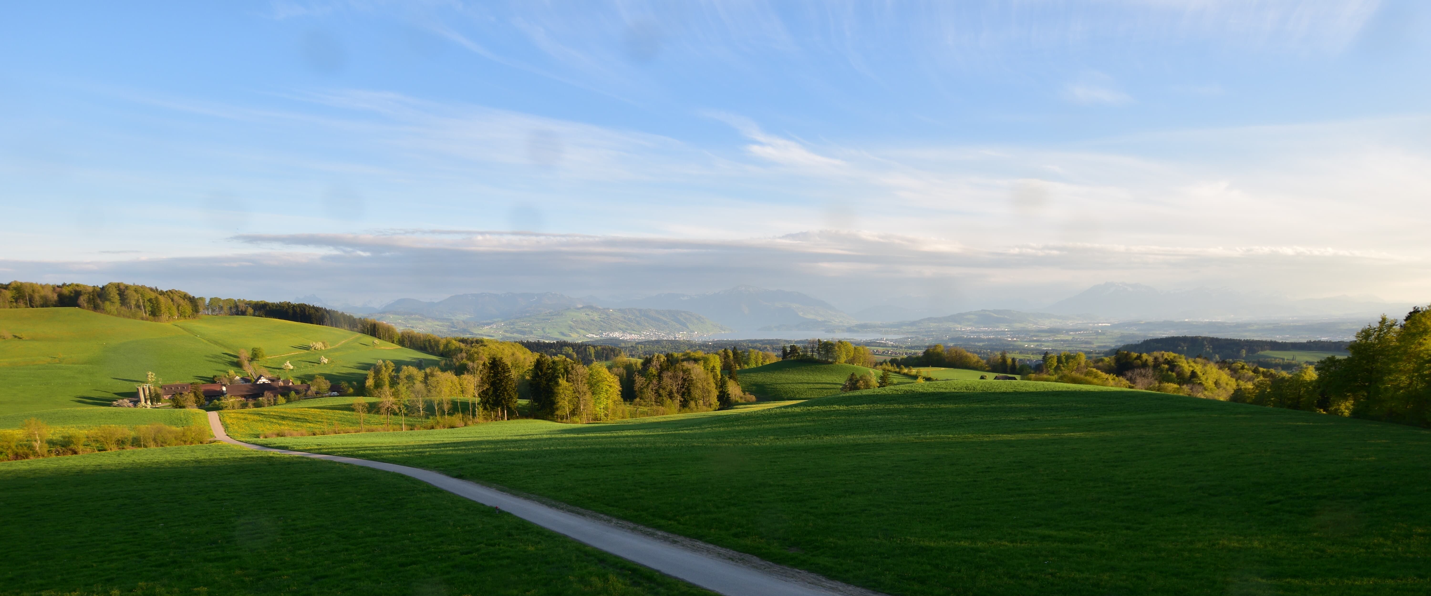 Langnau am Albis › Südwesten: Naturfreundeweg 8 - Rigi - Mount Pilatus - Eiger - Mönch - Jungfrau