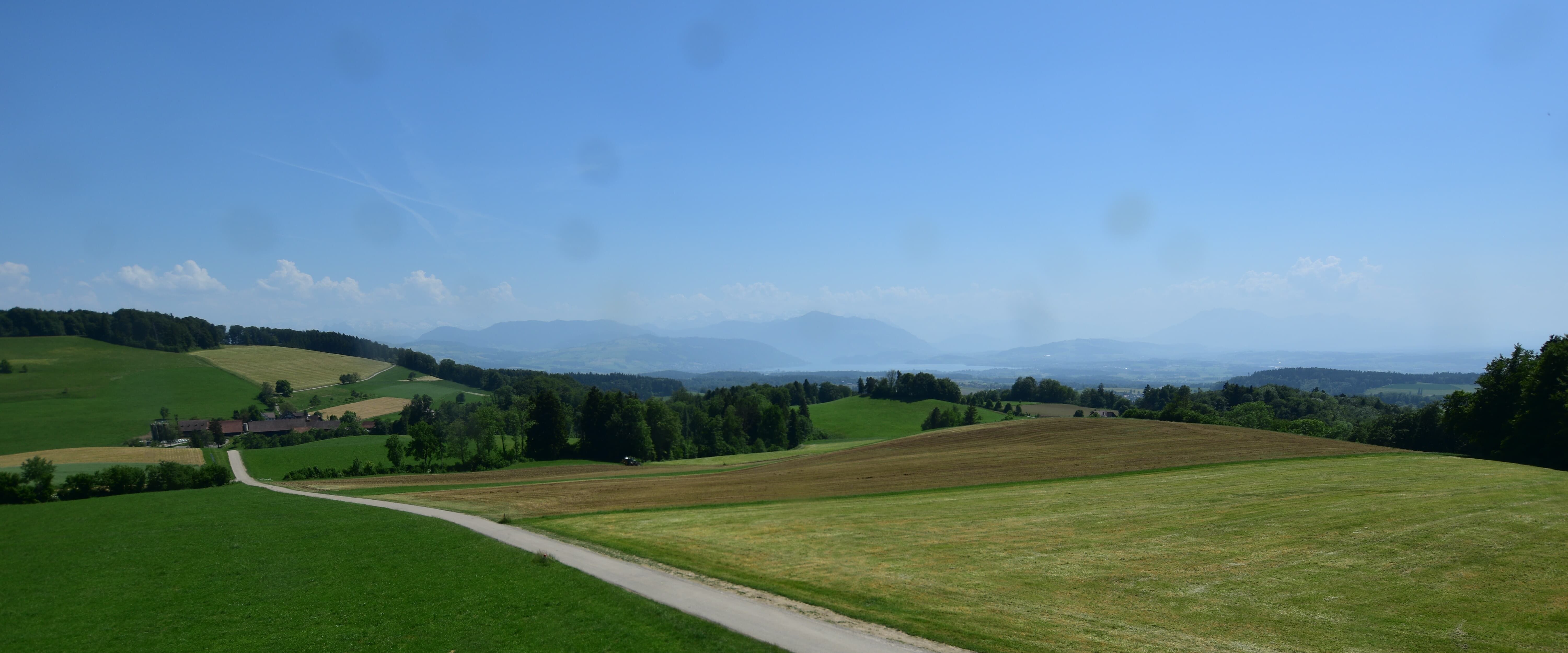 Langnau am Albis › Südwesten: Naturfreundeweg 8 - Rigi - Mount Pilatus - Eiger - Mönch - Jungfrau