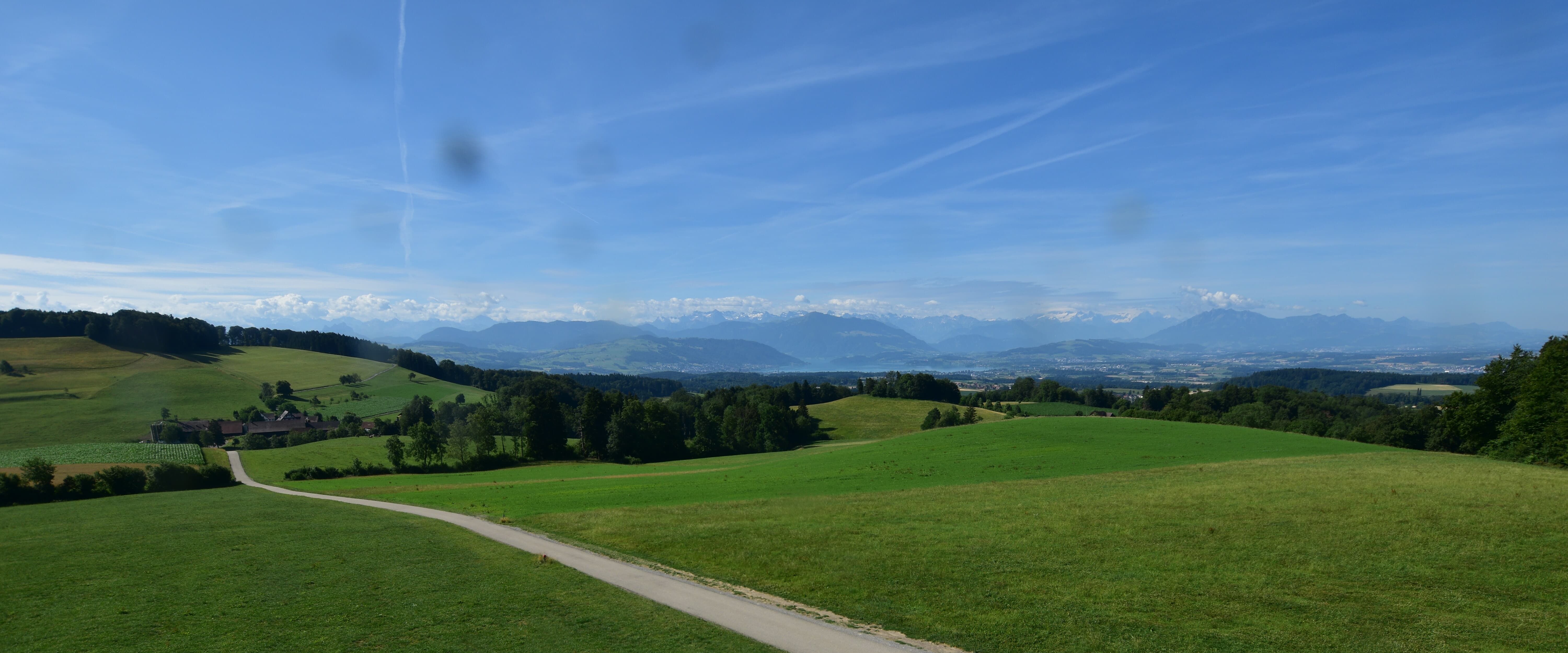 Langnau am Albis › Südwesten: Naturfreundeweg 8 - Rigi - Mount Pilatus - Eiger - Mönch - Jungfrau