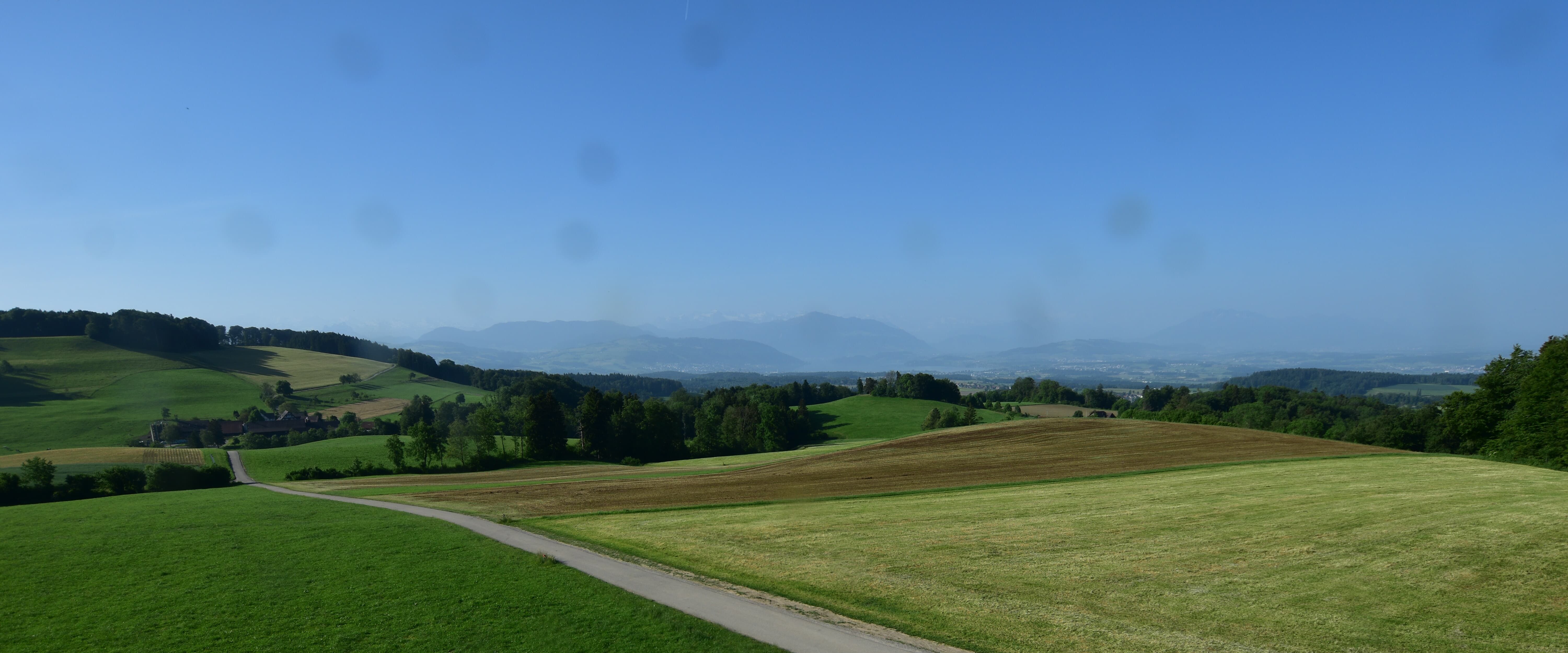 Langnau am Albis › Südwesten: Naturfreundeweg 8 - Rigi - Mount Pilatus - Eiger - Mönch - Jungfrau