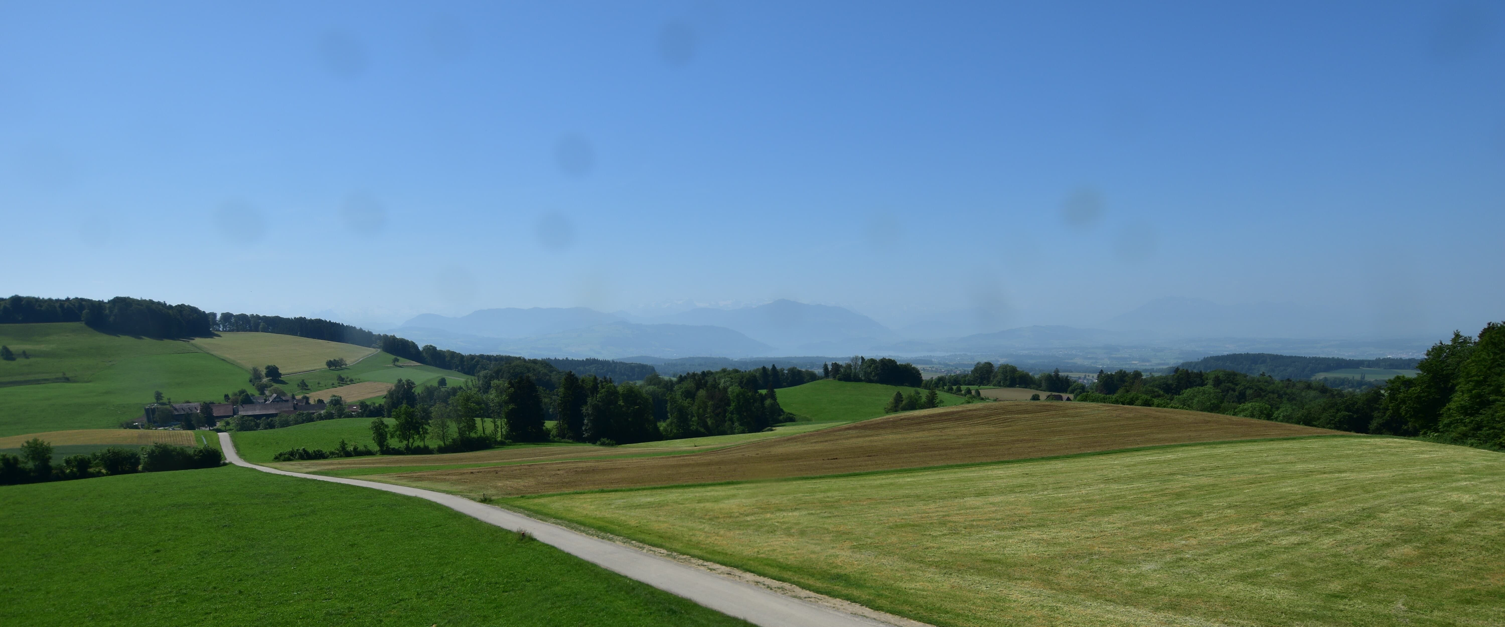 Langnau am Albis › Südwesten: Naturfreundeweg 8 - Rigi - Mount Pilatus - Eiger - Mönch - Jungfrau