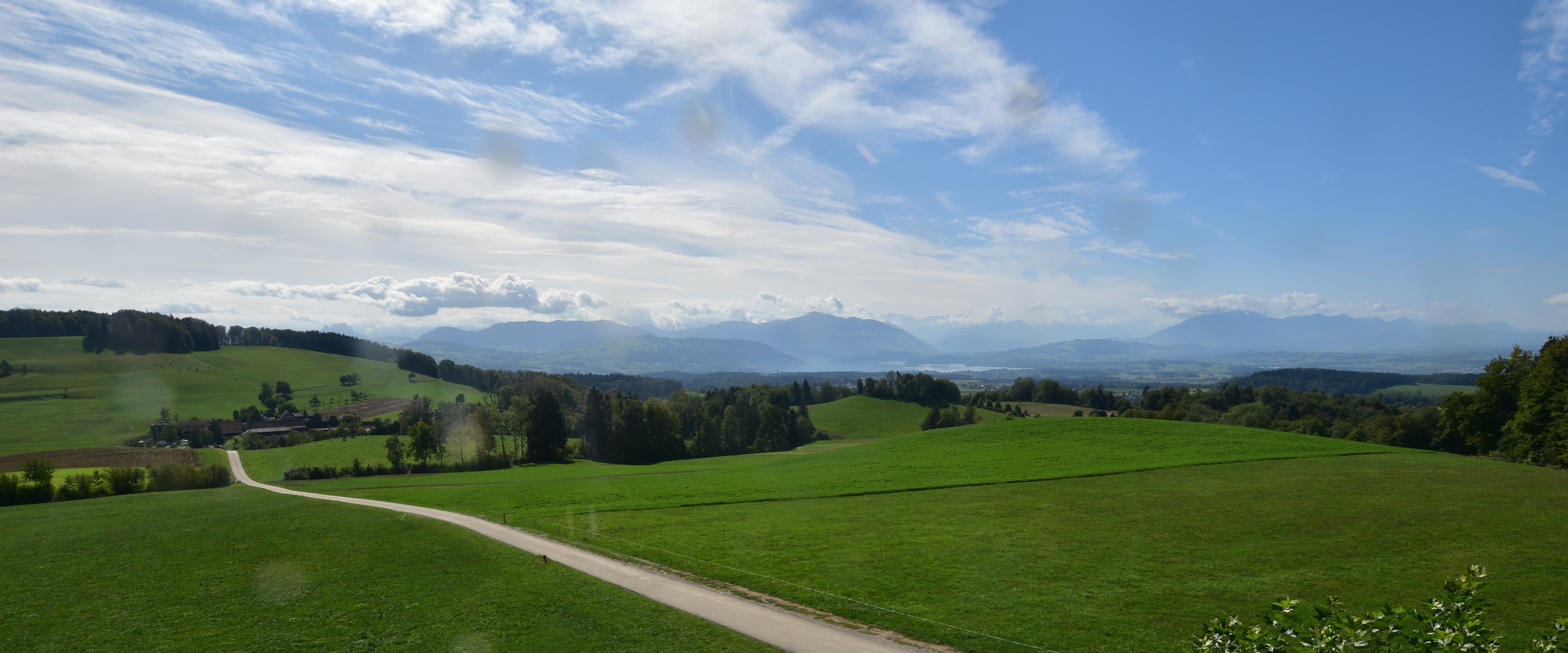 Langnau am Albis › Südwesten: Naturfreundeweg 8 - Rigi - Mount Pilatus - Eiger - Mönch - Jungfrau