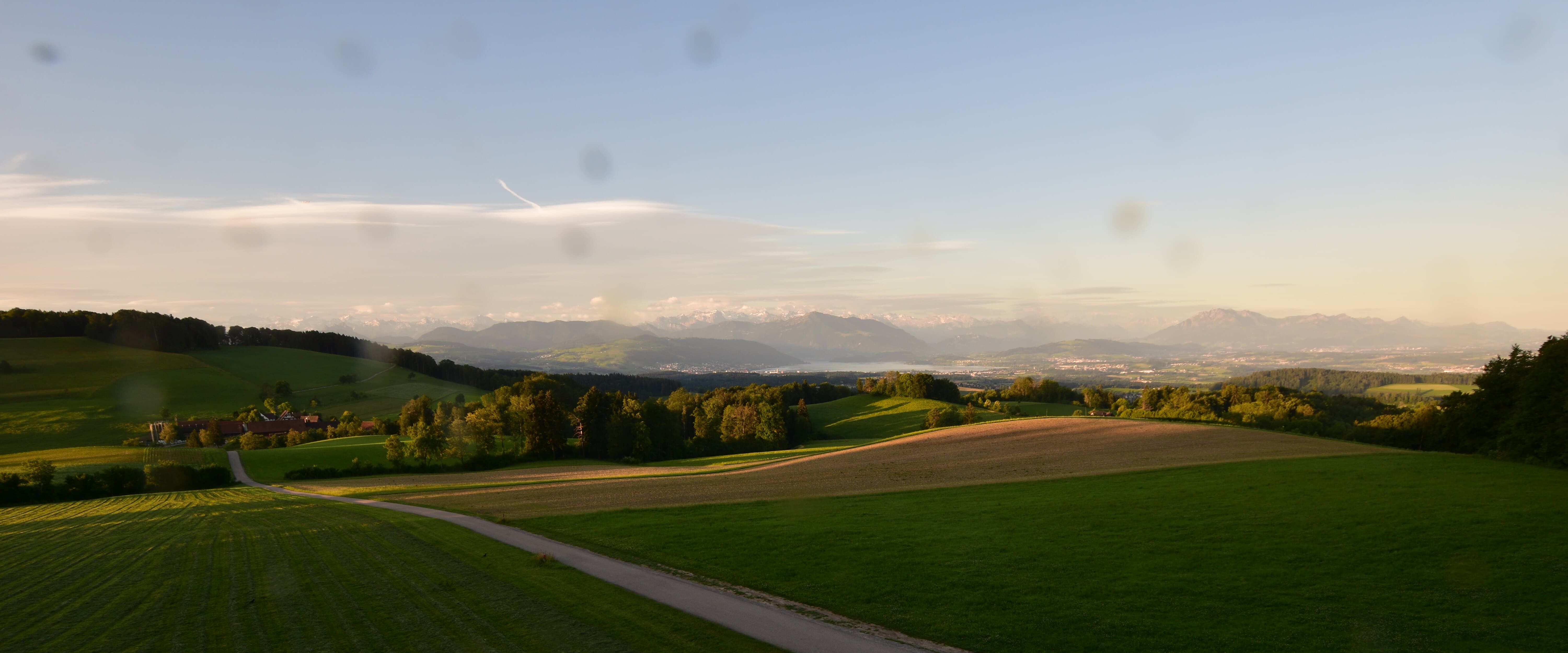 Langnau am Albis › Südwesten: Naturfreundeweg 8 - Rigi - Mount Pilatus - Eiger - Mönch - Jungfrau