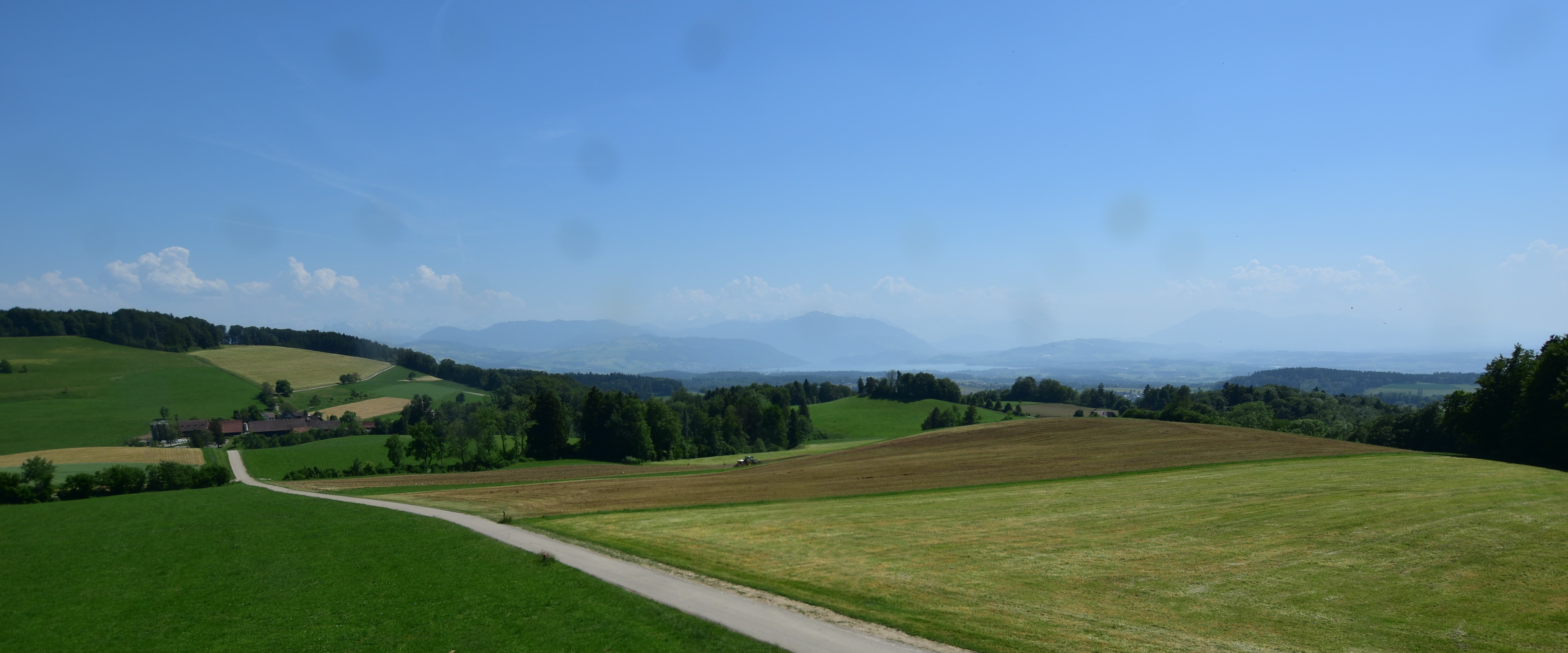 Langnau am Albis › Südwesten: Naturfreundeweg 8 - Rigi - Mount Pilatus - Eiger - Mönch - Jungfrau