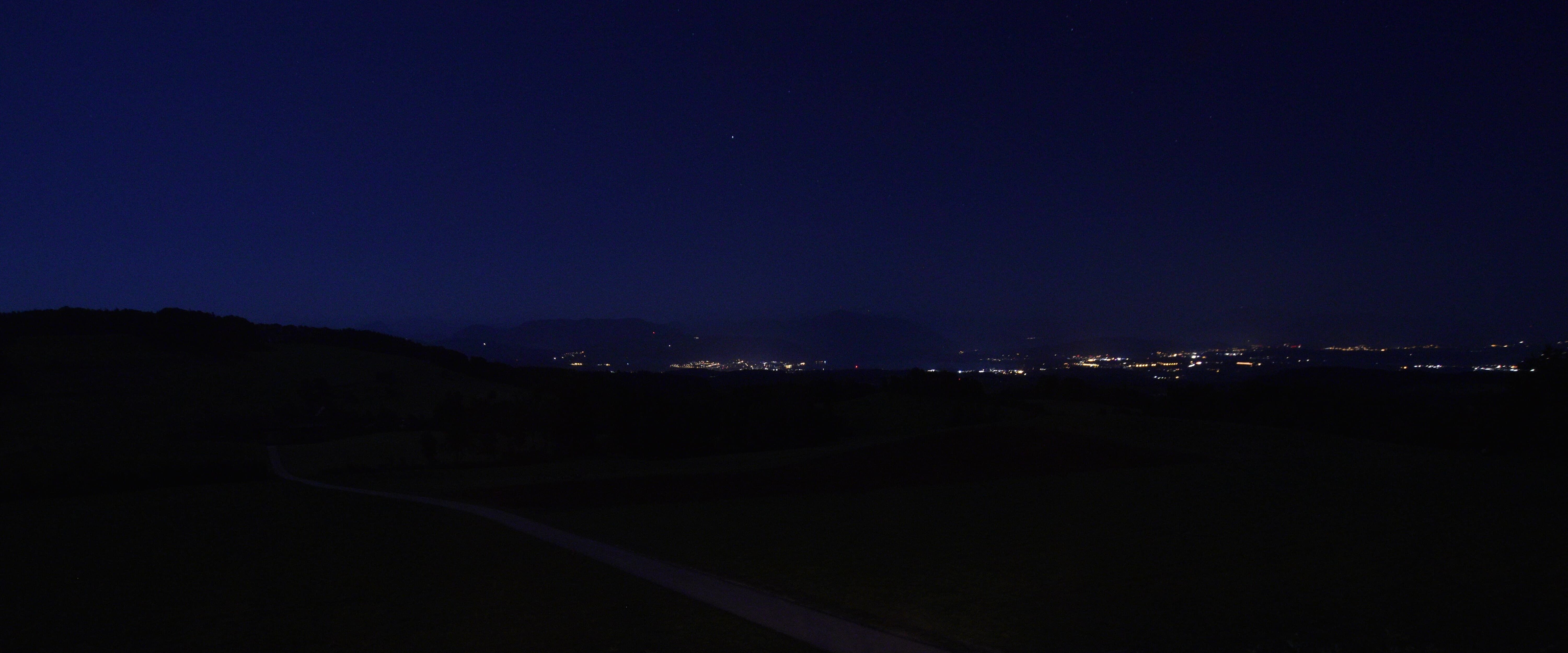 Langnau am Albis › Süd-West: Naturfreundeweg 8 - Rigi - Mount Pilatus - Eiger - Mönch - Jungfrau