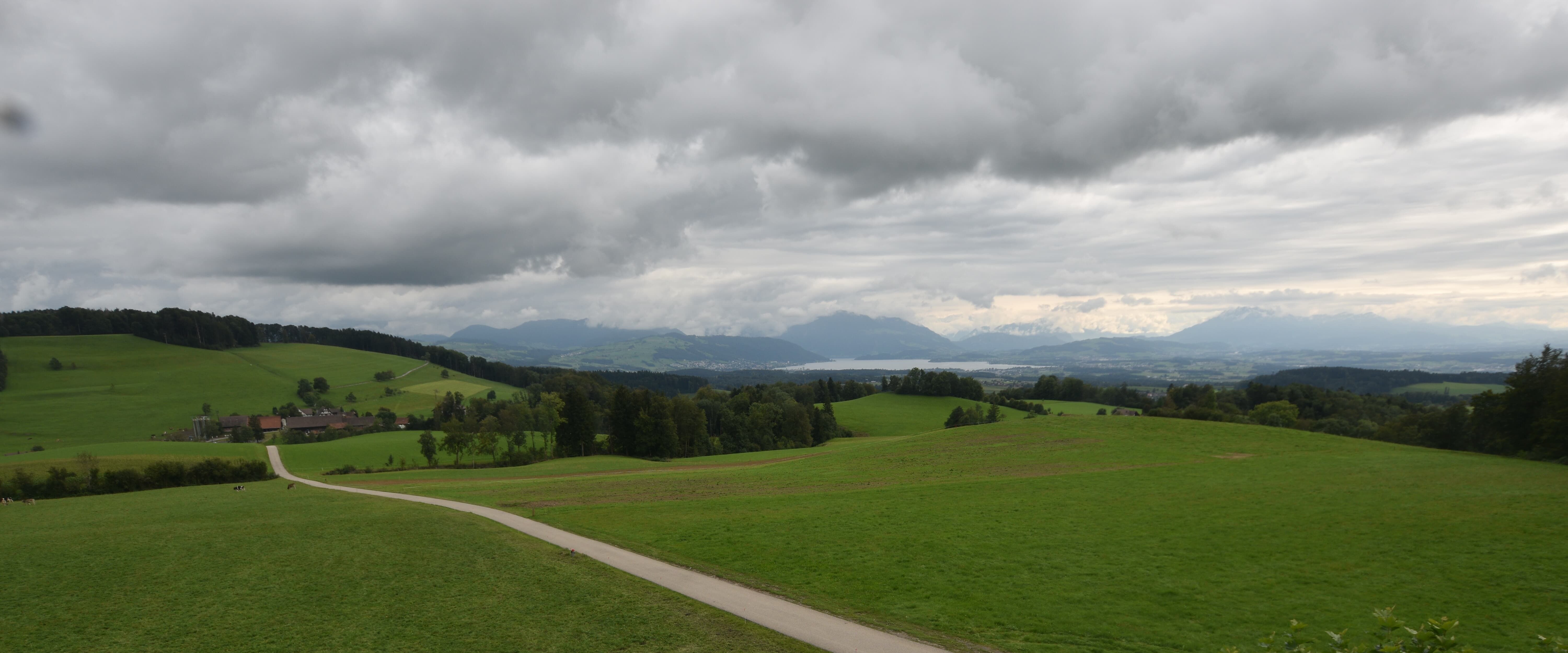 Langnau am Albis › Süd-West: Naturfreundeweg 8 - Rigi - Mount Pilatus - Eiger - Mönch - Jungfrau