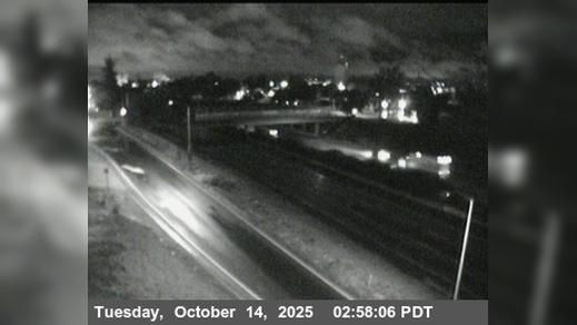 Traffic Cam Modesto › South: SB SR 99 5th St