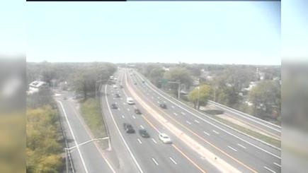 Traffic Cam Stratford: CAM - I-95 NB Exit 31 - South Ave