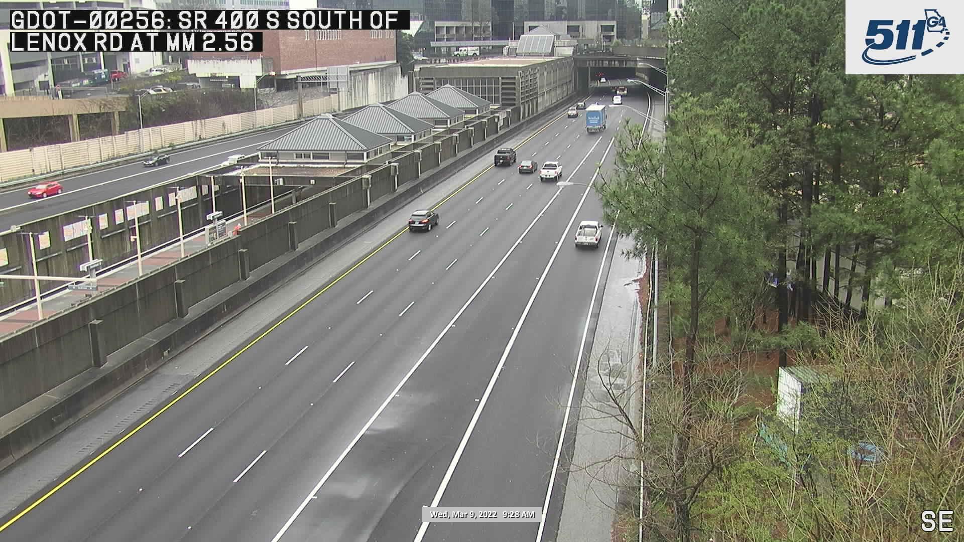 Traffic Cam Buckhead: GDOT-CAM-