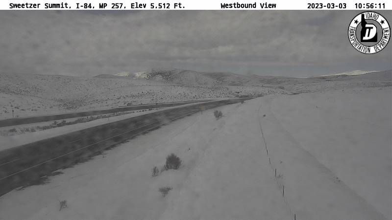 Traffic Cam Cassia › West: I-84: Sweetzer Summit: West
