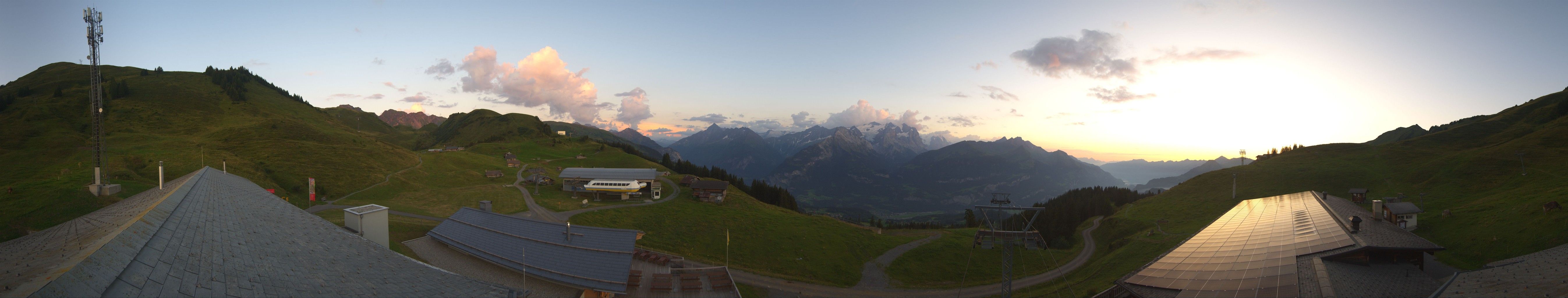 Hasliberg: Käserstatt - Lake Brienz