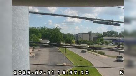 Traffic Cam Indianapolis: US 136: 11-049-044-cam CRAWFORDSVILLE RD & HIGH SCHOOL RD