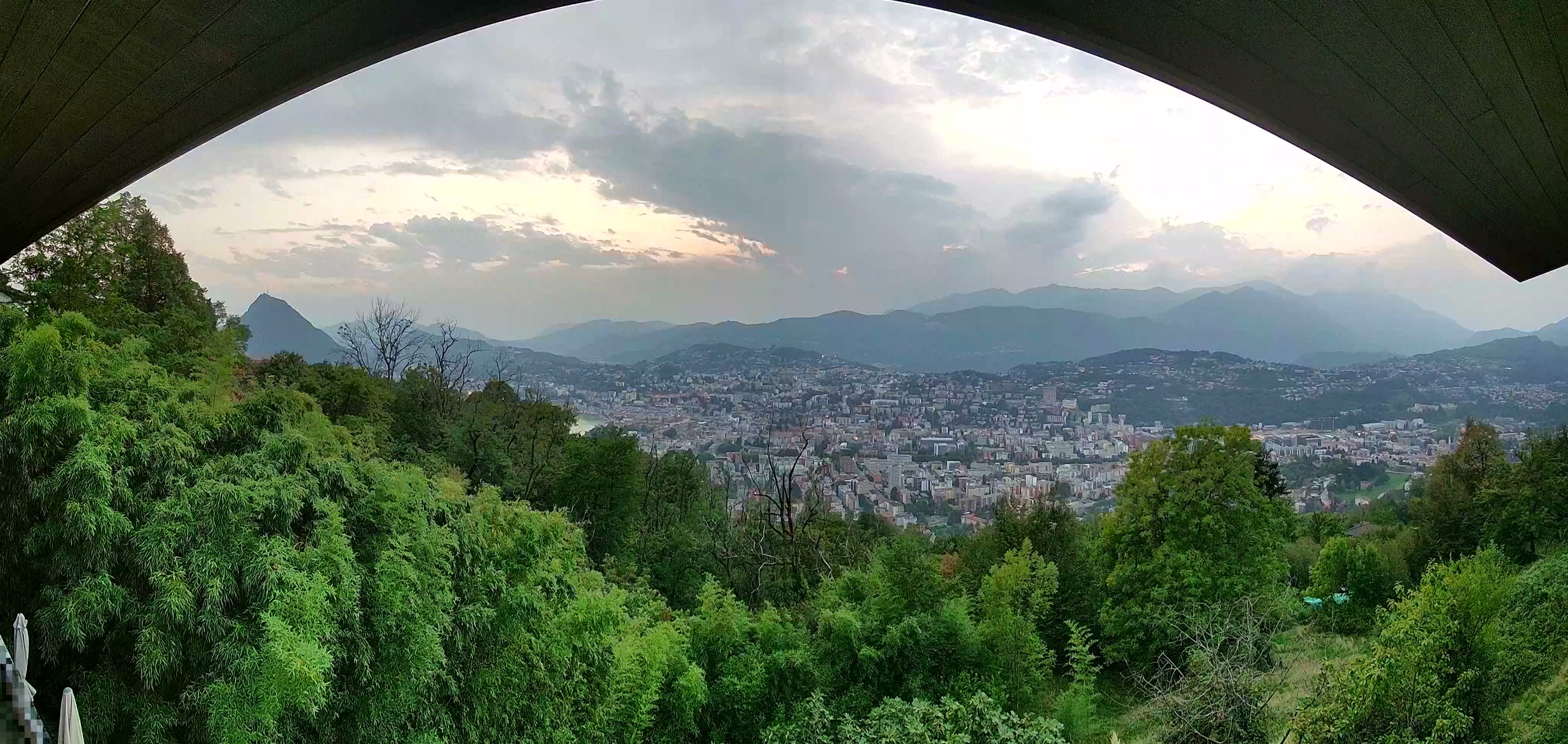 Lugano › Westen: Monte San Salvatore - Monte Tamaro