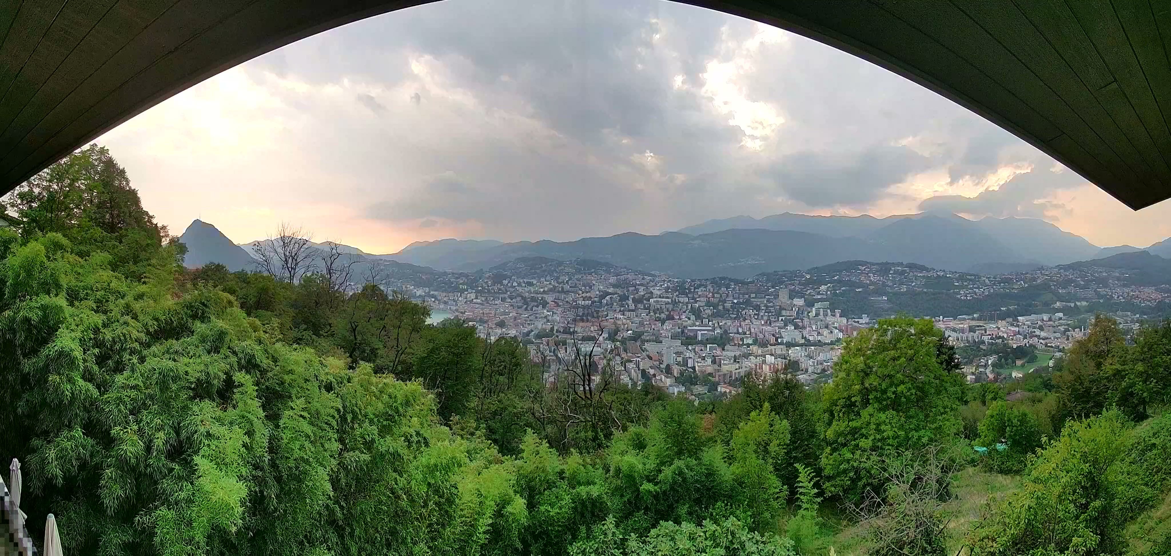 Lugano › Westen: Monte San Salvatore - Monte Tamaro