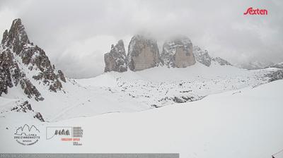 Preview delle webcam di Toblach - Dobbiaco › South-West: Three peaks of Lavaredo - Tre Cime di Lavaredo