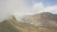 Ultima vista de la luz del día desde Esperanza › West: Turrialba Volcano