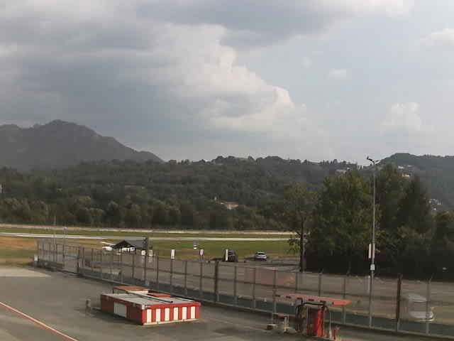 Bioggio › Süden: Lugano Airport