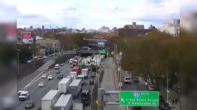 Southbound Traffic at Ellis Avenue, New York