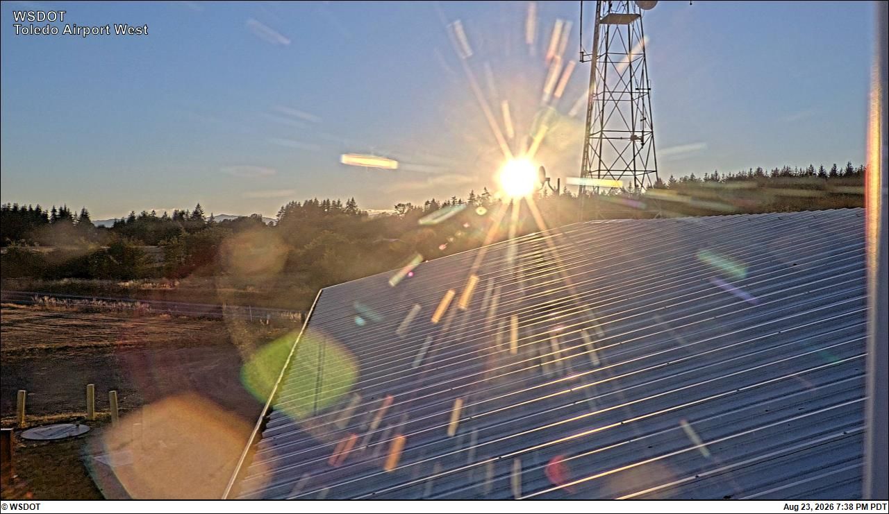 Traffic Cam Napavine › West: Ed Carlson Memorial - S Lewis County Airport West