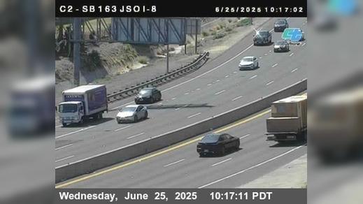 Traffic Cam Hillcrest › South: C002) SR-163 : Just South Of I-8