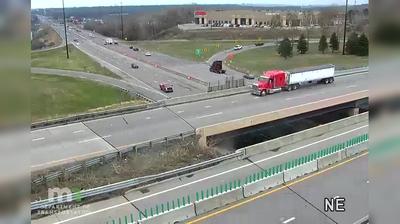 Burnsville: Traffic at I-35W SB @ TH13
