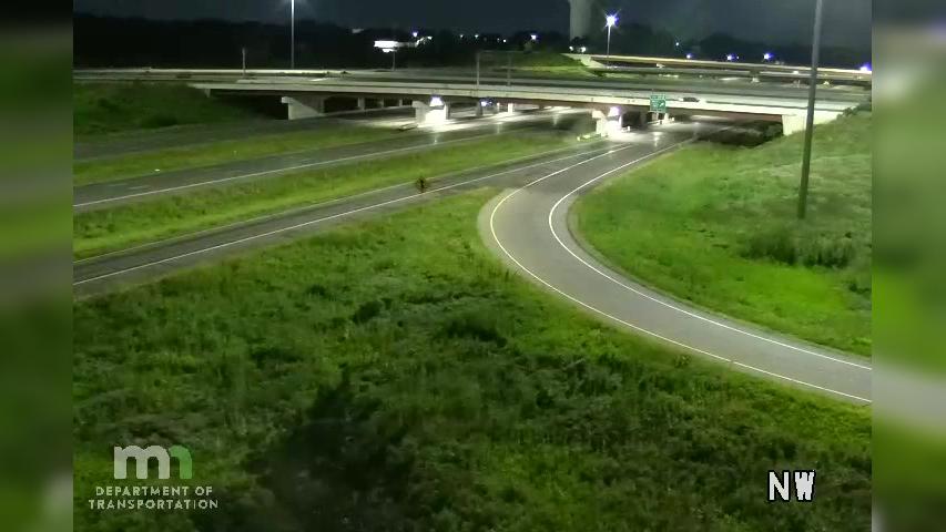 Traffic Cam Eagan: I-494 EB @ I-35E NB