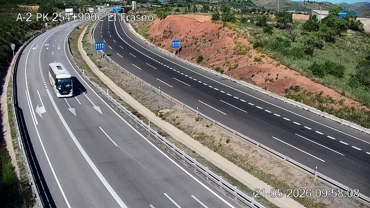 Traffic Cam El Frasno: A-2 - Autovía del Nordeste