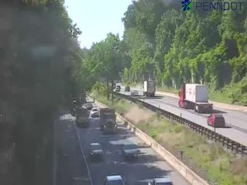 Traffic Cam Marple Township: I-476 @ MM 8 (LAWRENCE RD)