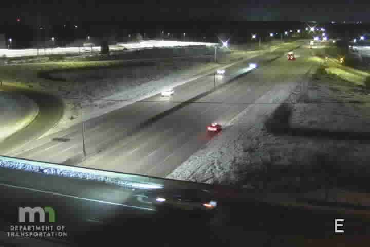 Traffic Cam Shoreview: I-694: I-694 EB @ Victoria St