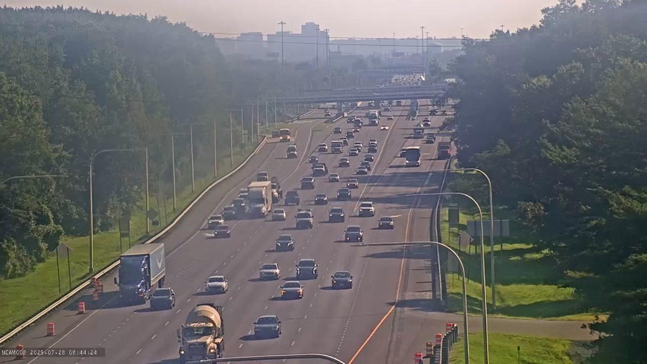 Traffic Cam Balsam Terrace: I 95 @ SOUTH OF SR 141