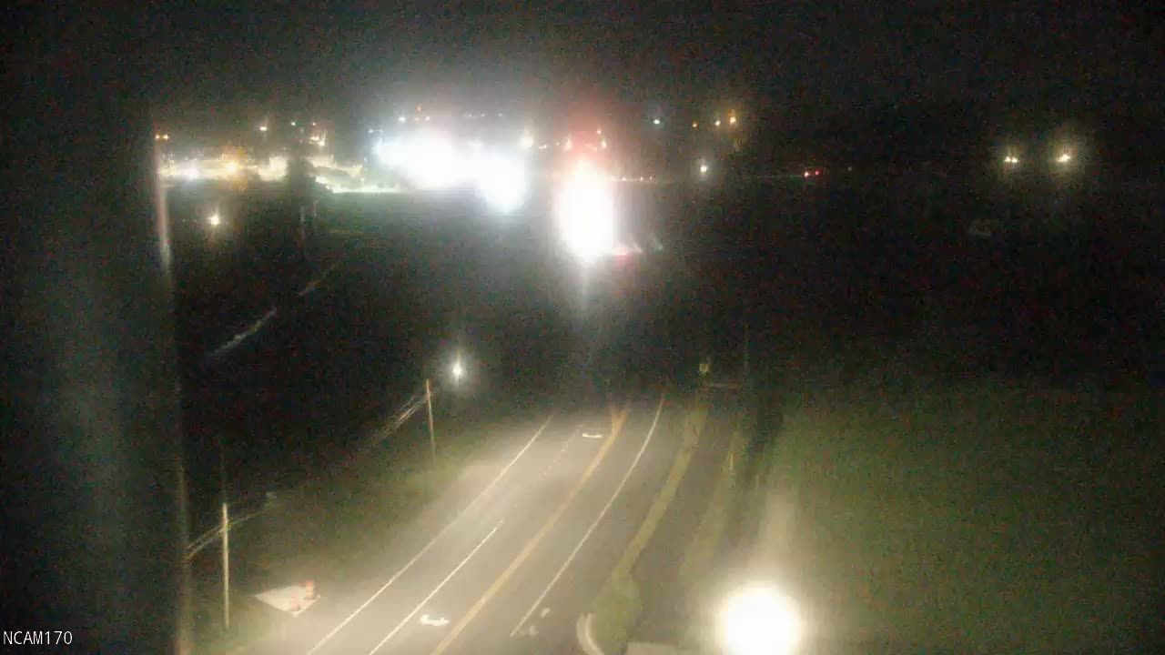 Traffic Cam Jamisons Corner: US 301 NORTHBOUND @ SR 896 (BO)
