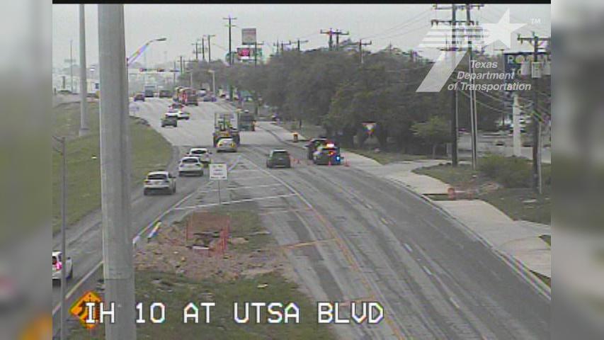 Traffic Cam San Antonio › West: IH 10 at UTSA Blvd