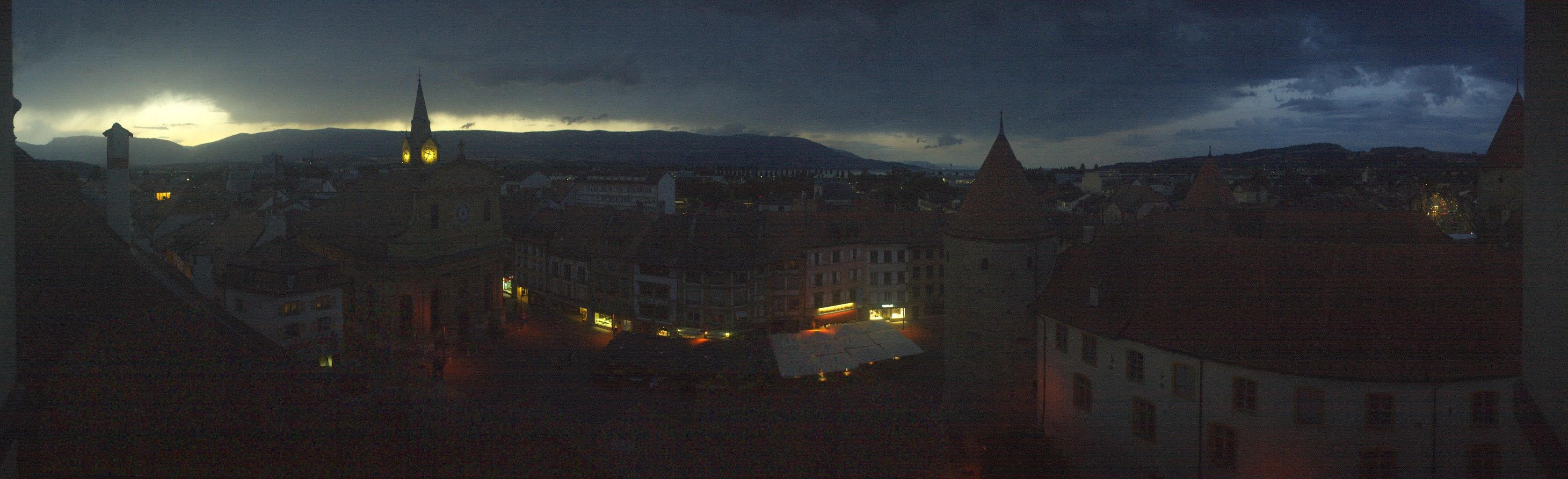 Yverdon-les-Bains: Place Pestalozzi - Yverdon-les-Bains Castle