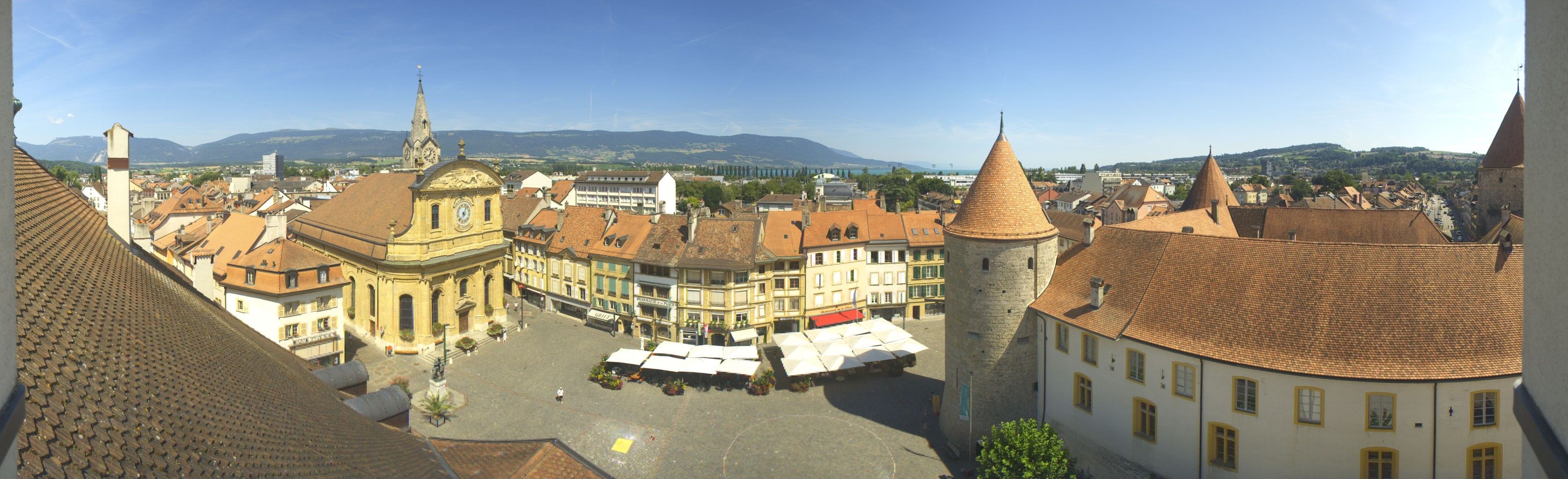 Yverdon-les-Bains: Place Pestalozzi - Yverdon-les-Bains Castle