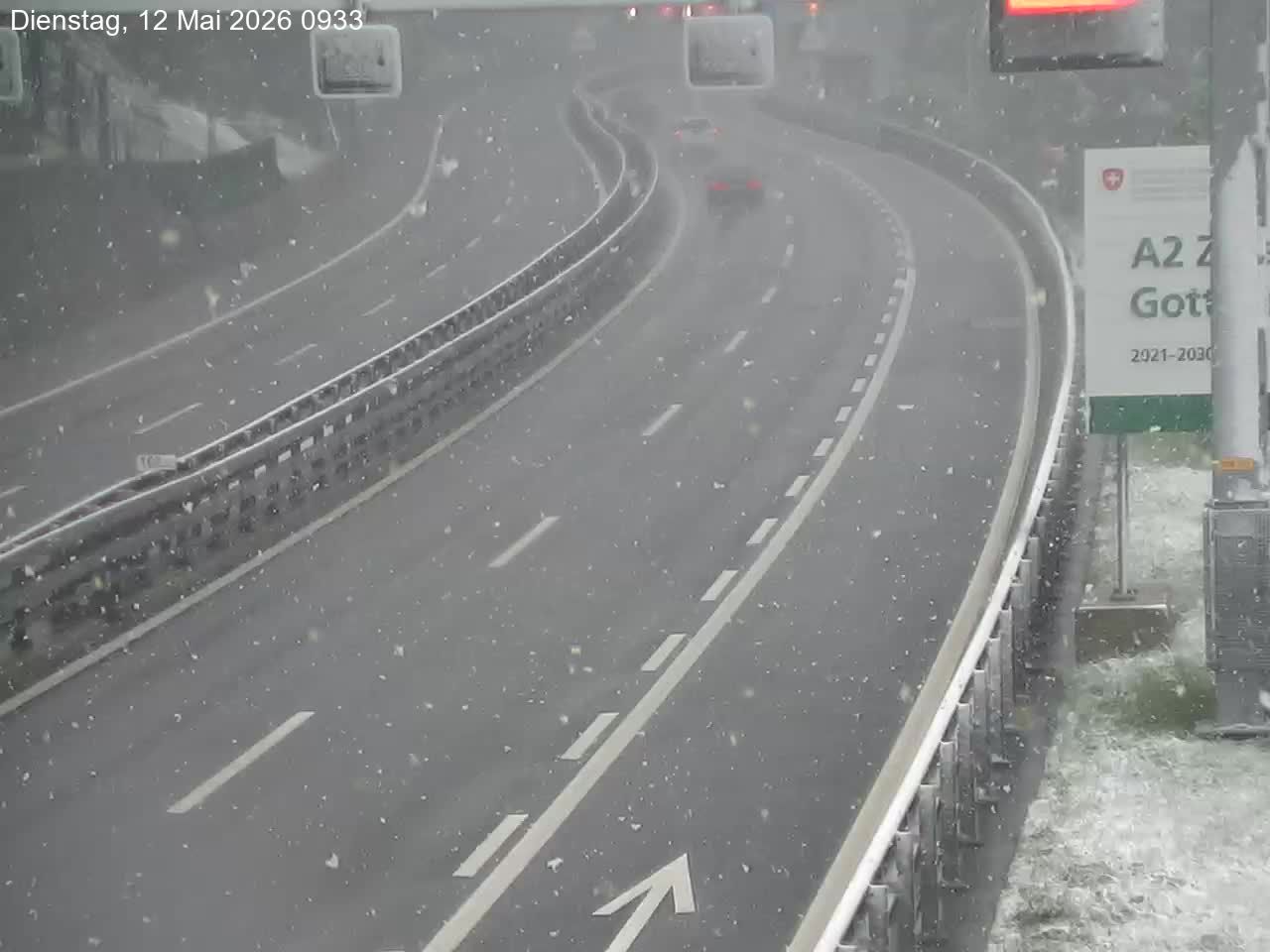 Wassen: A2/E35, Gotthardtunnel, Göschenen in Richtung Süd