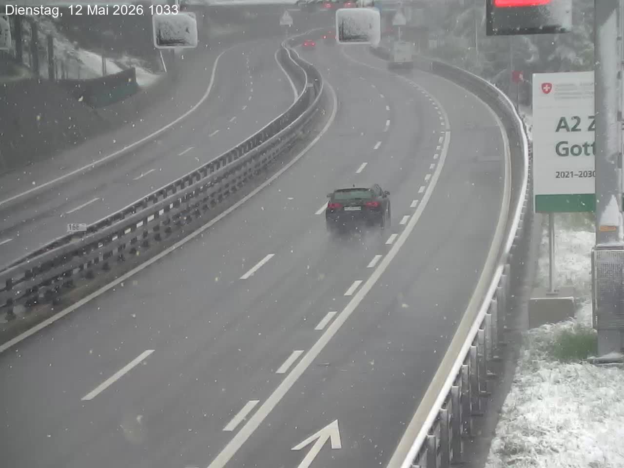 Wassen: A2/E35, Gotthardtunnel, Göschenen in Richtung Süd