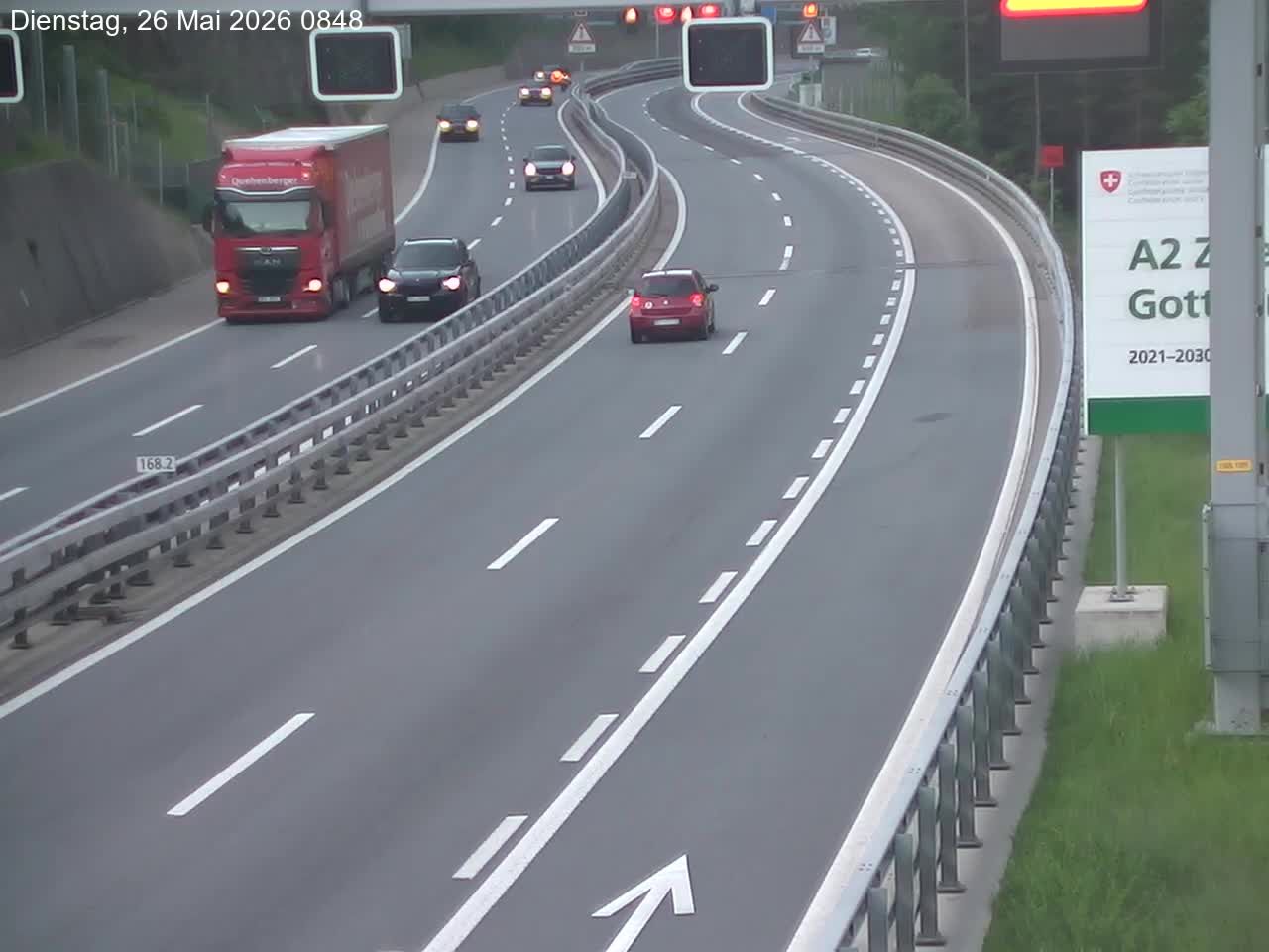 Wassen: A2/E35, Gotthardtunnel, Göschenen in Richtung Süd