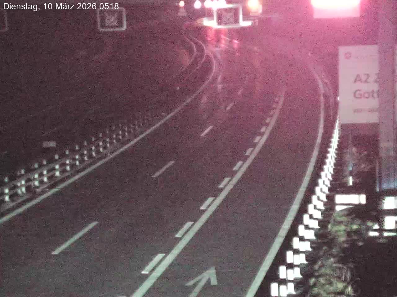 Wassen: A2/E35, Gotthardtunnel, Göschenen in Richtung Süd