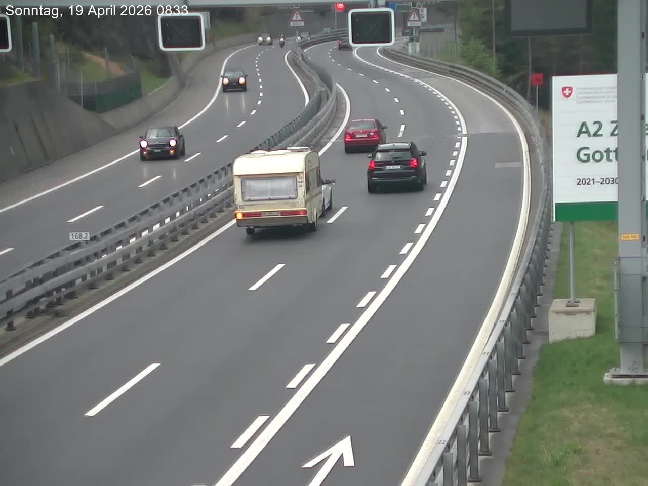 Wassen: A2/E35, Gotthardtunnel, Göschenen in Richtung Süd