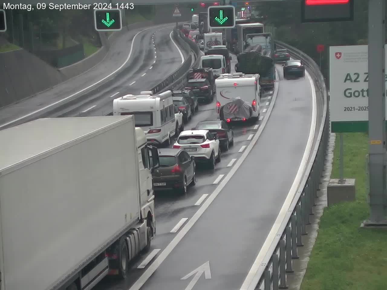 Wassen: A2/E35, Gotthardtunnel, Göschenen in Richtung Süd