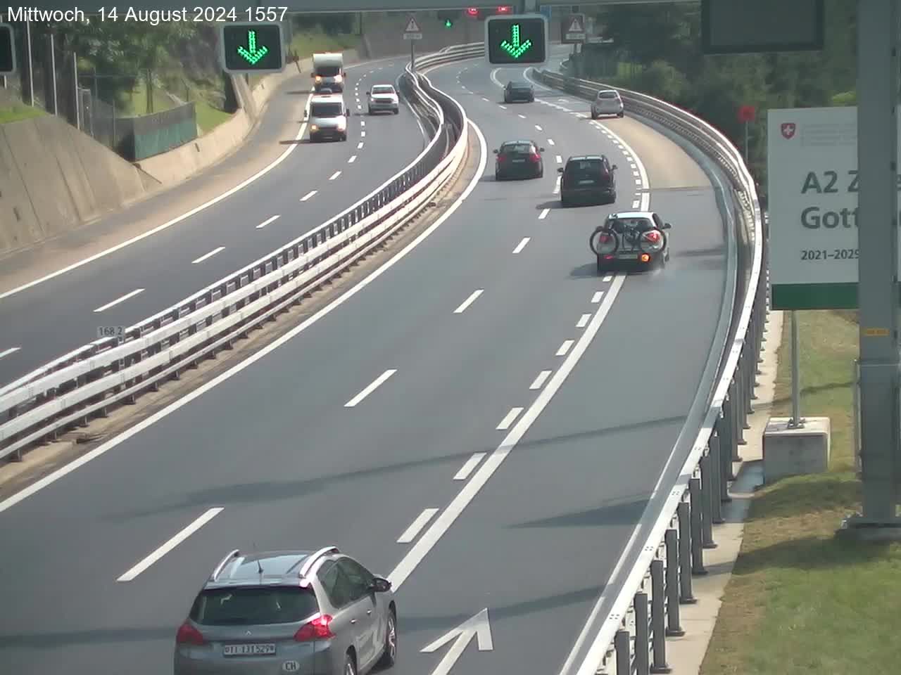 Wassen: A2/E35, Gotthardtunnel, Göschenen in Richtung Süd