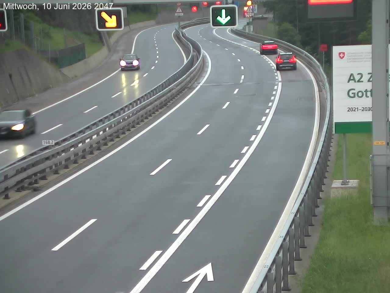Wassen: A2/E35, Gotthardtunnel, Göschenen in Richtung Süd