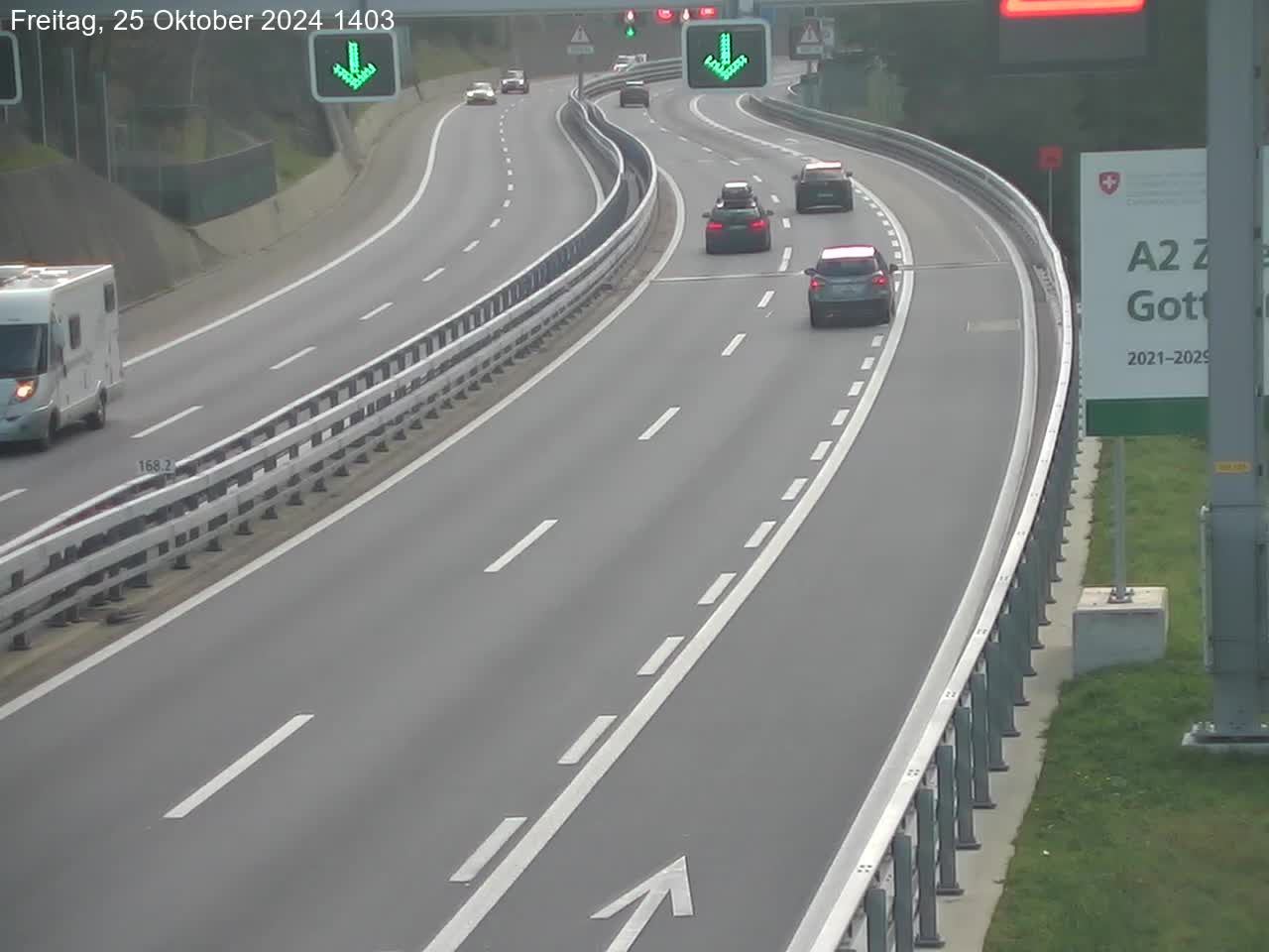 Wassen: A2/E35, Gotthardtunnel, Göschenen in Richtung Süd