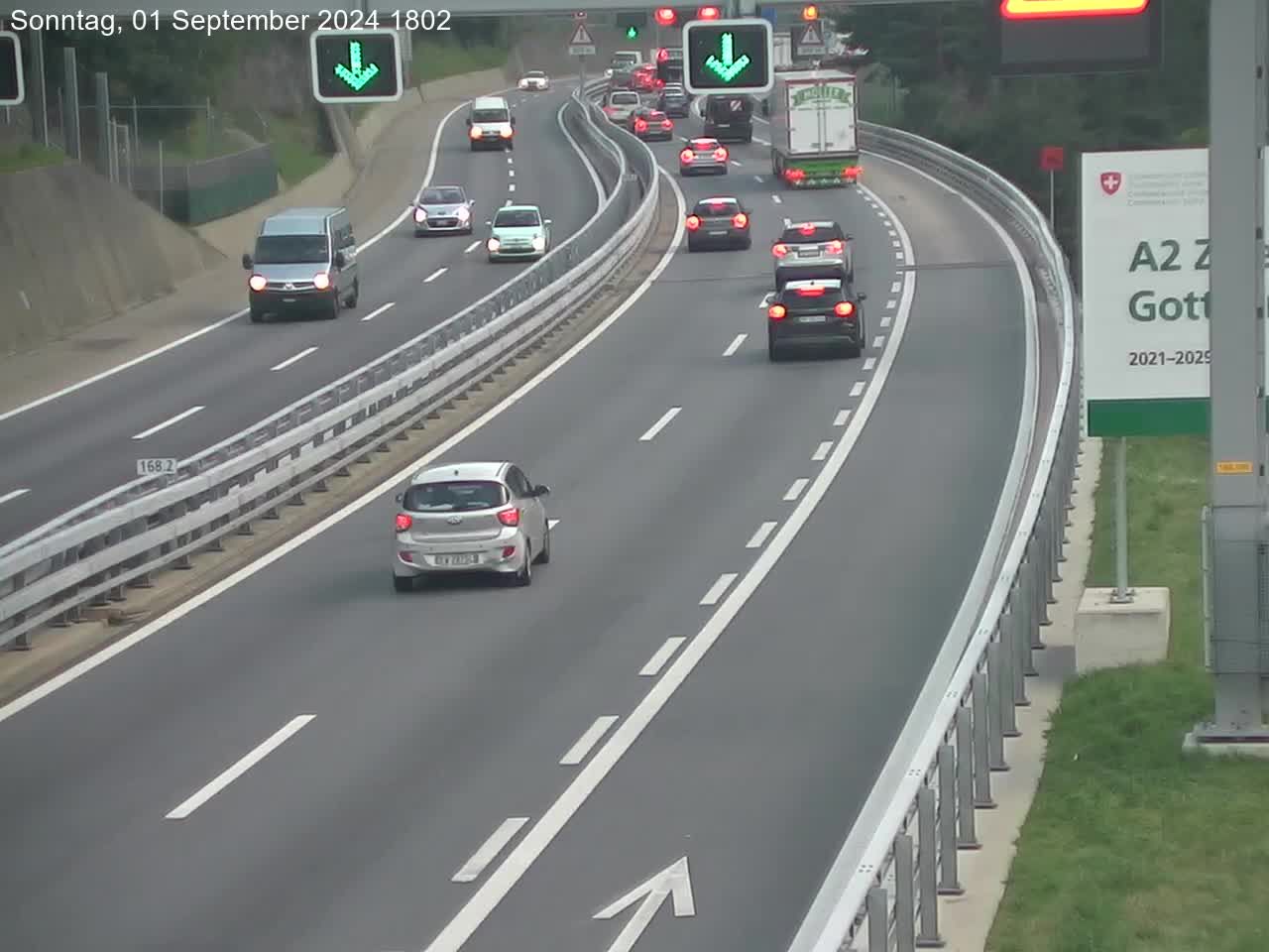 Wassen: A2/E35, Gotthardtunnel, Göschenen in Richtung Süd