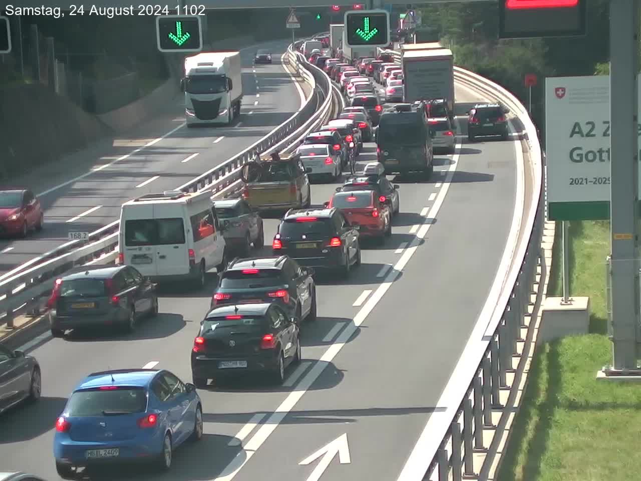 Wassen: A2/E35, Gotthardtunnel, Göschenen in Richtung Süd