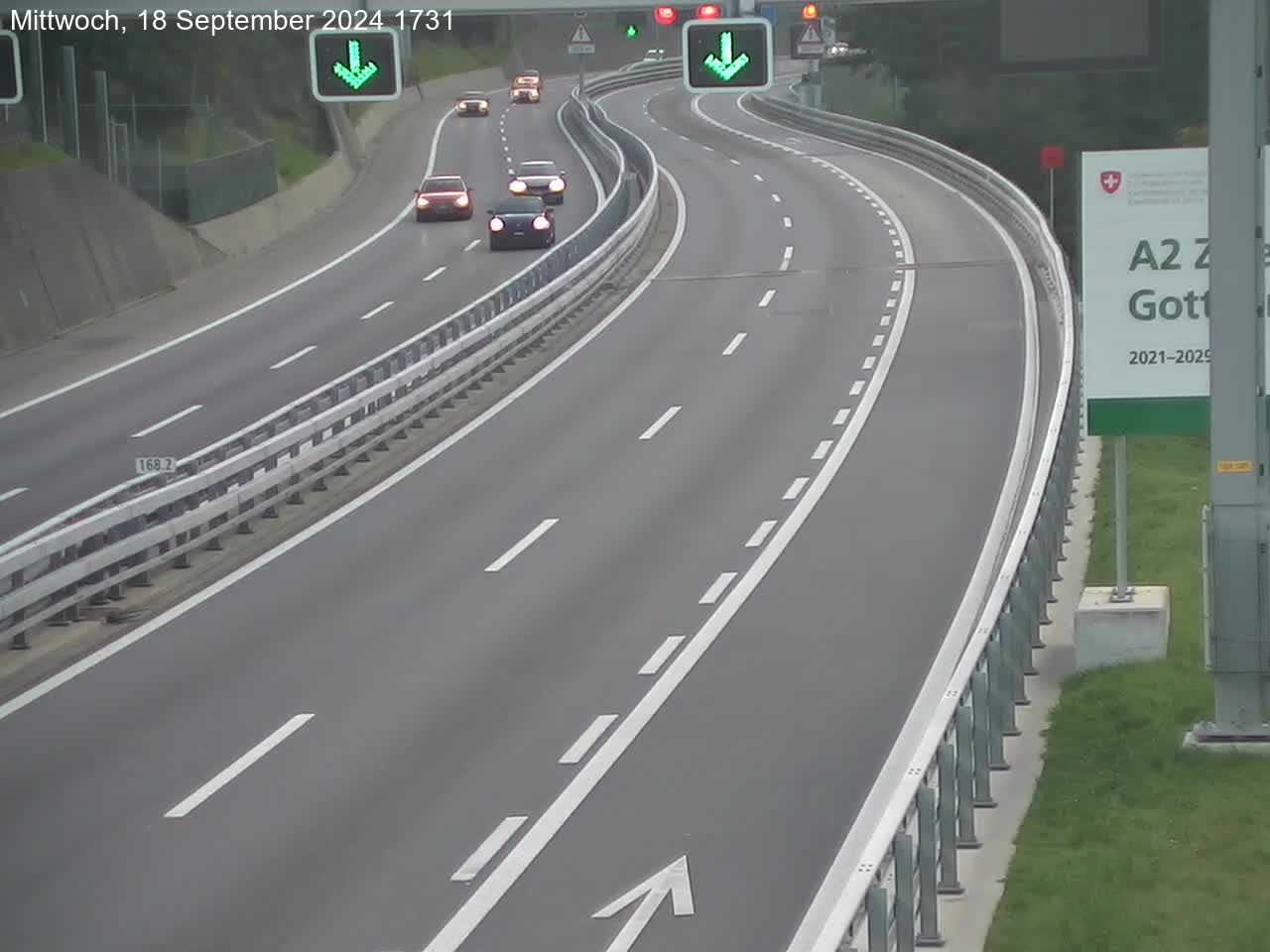 Wassen: A2/E35, Gotthardtunnel, Göschenen in Richtung Süd