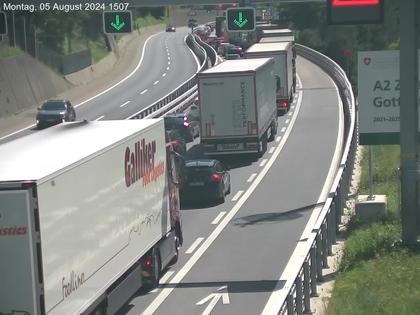 Wassen: A2/E35, Gotthardtunnel, Göschenen in Richtung Süd