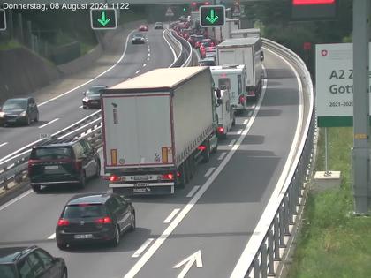 Wassen: A2/E35, Gotthardtunnel, Göschenen in Richtung Süd