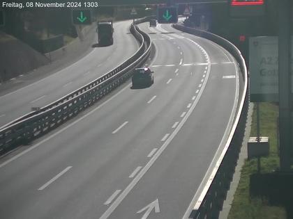 Wassen: A2/E35, Gotthardtunnel, Göschenen in Richtung Süd